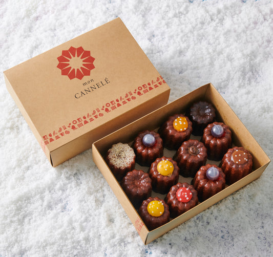 Hộp 12 bánh lớn